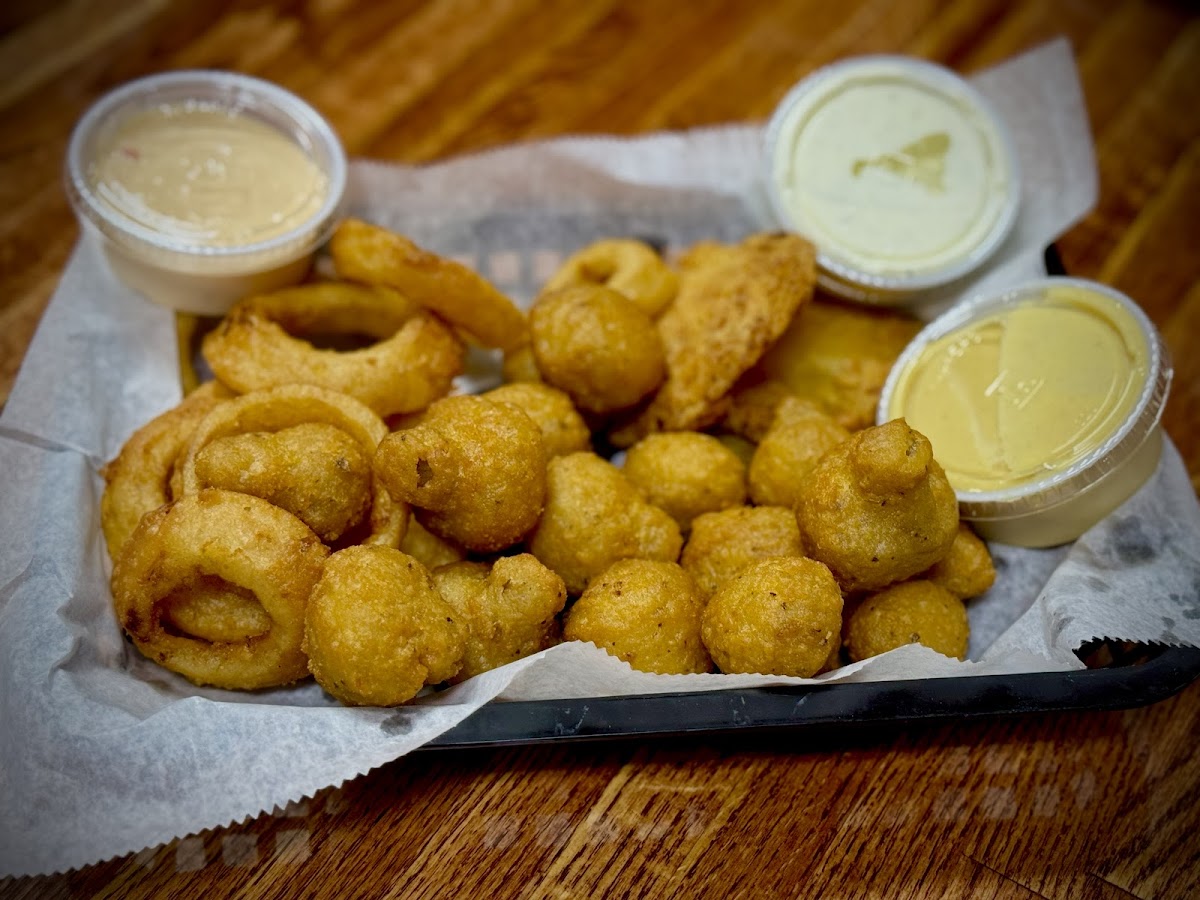 Fat Boy's Backyard BBQ & More - Photo 4