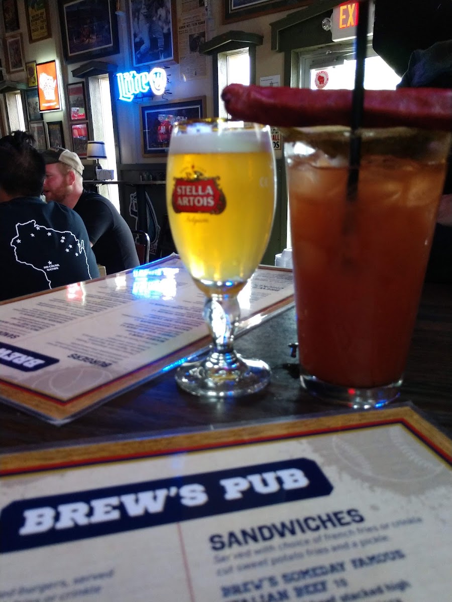 Brew's Pub Inc - Photo 5