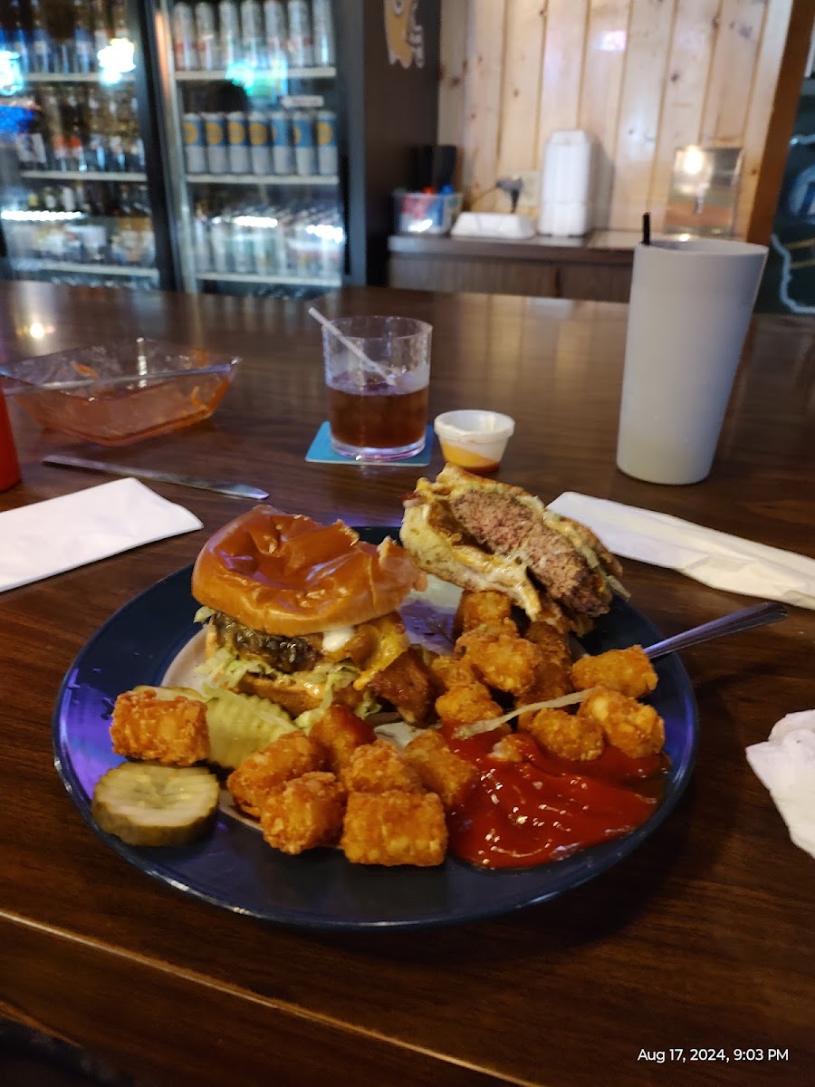 Brew's Pub Inc - Photo 6