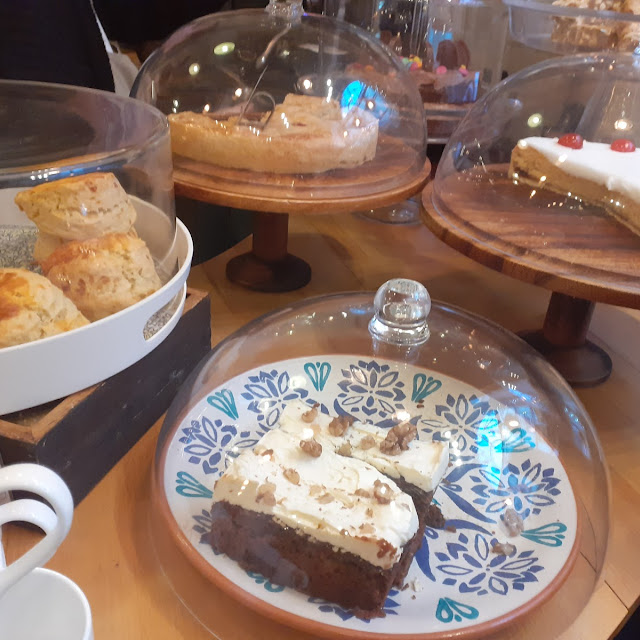 Cakes