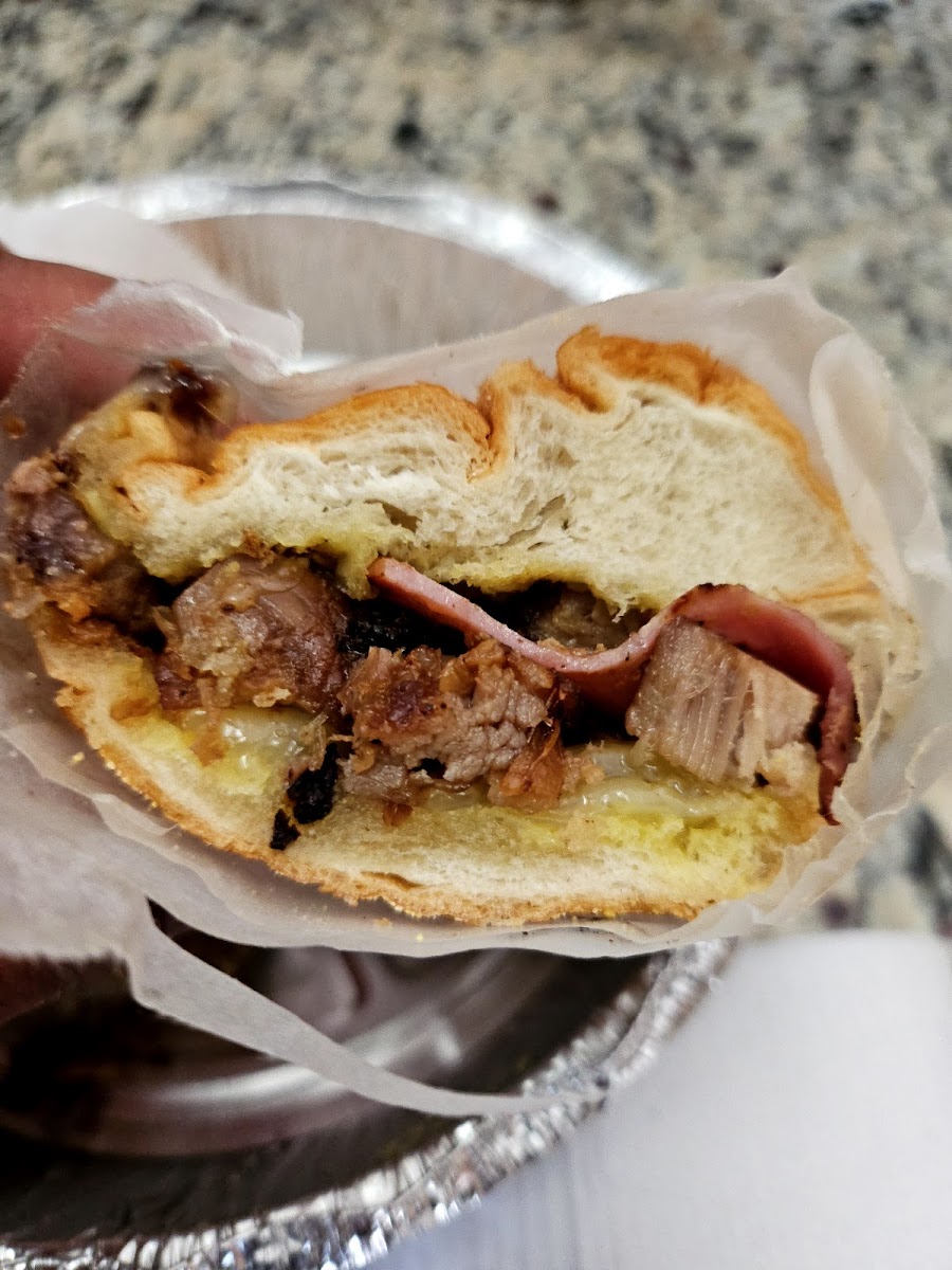 El Sol Deli - Photo 4