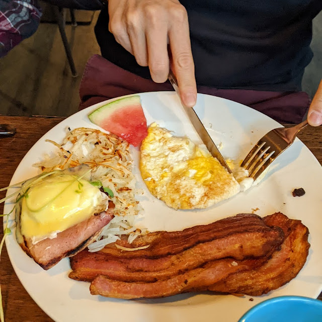 Peameal Bacon N' Eggs