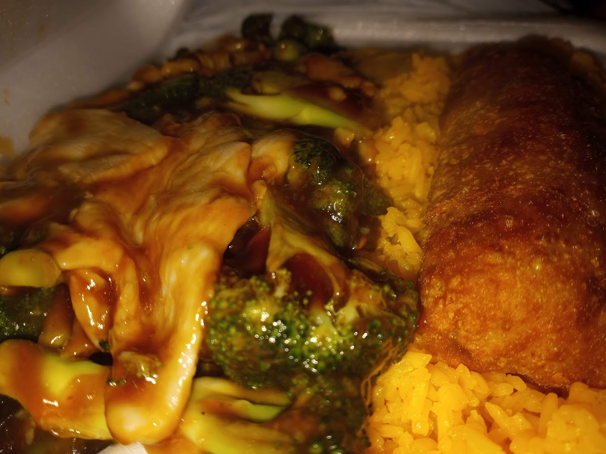 Red Wok - Photo 8