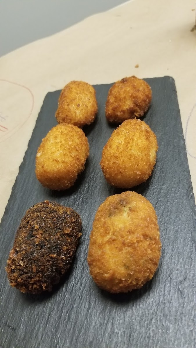 La Croqueteria de Montreal - Photo 9