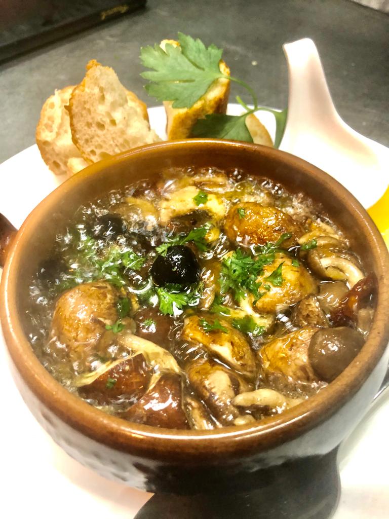 Sion dining & bar - Photo 7