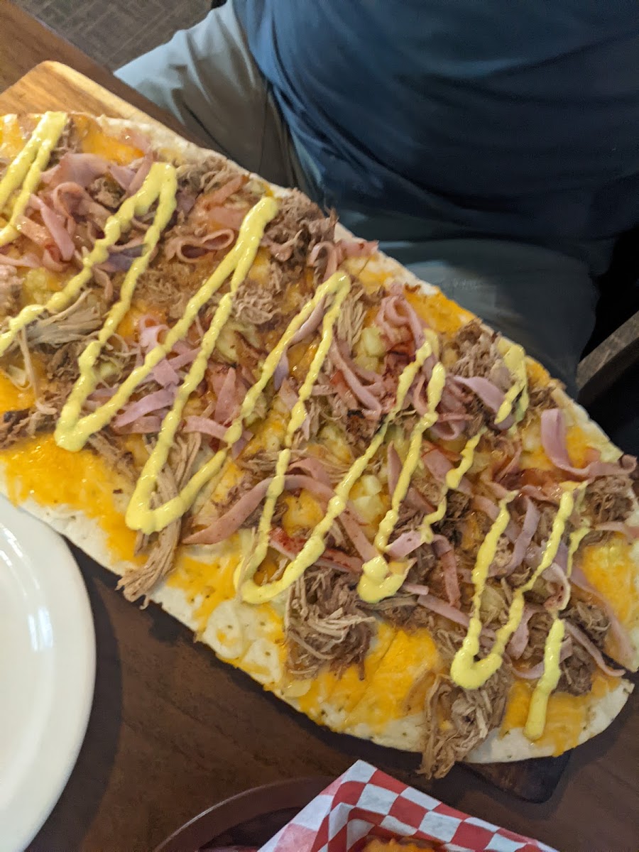 Hayloft Bar And Grill - Photo 7
