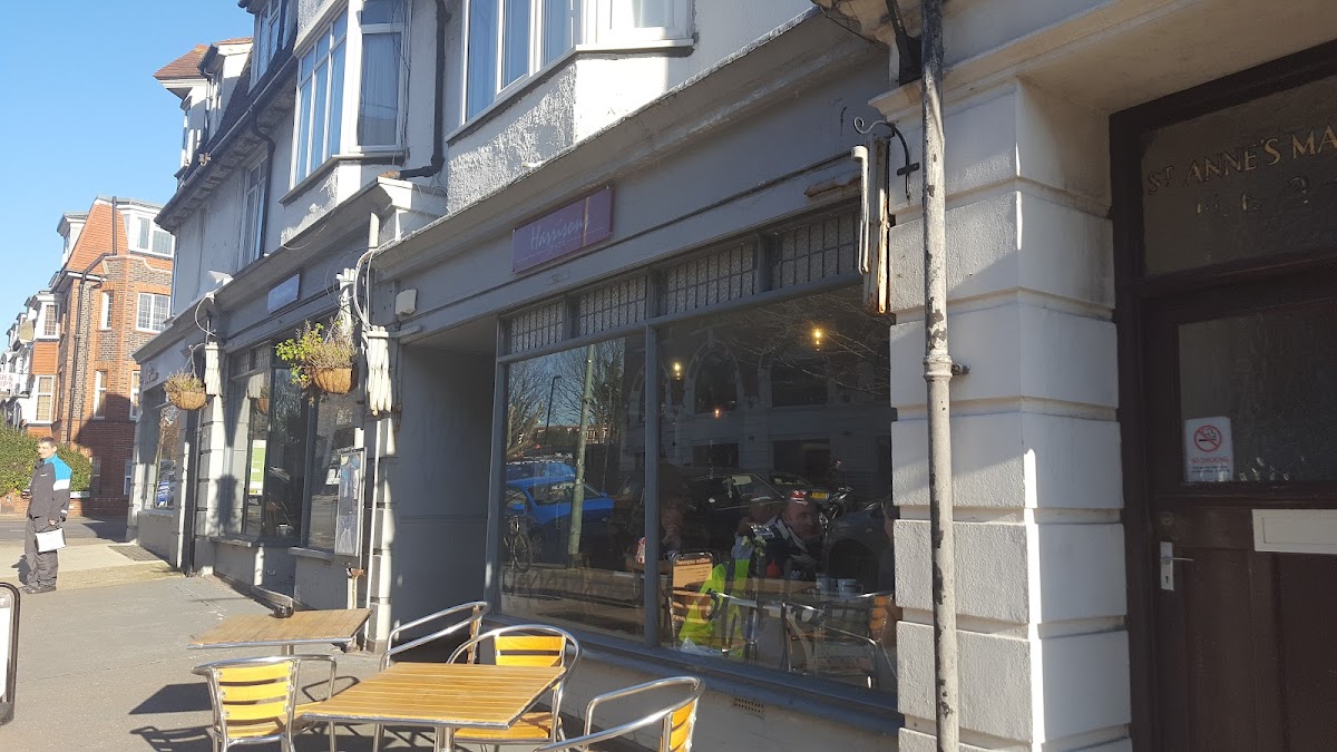 Harrisons of Hove - Photo 5