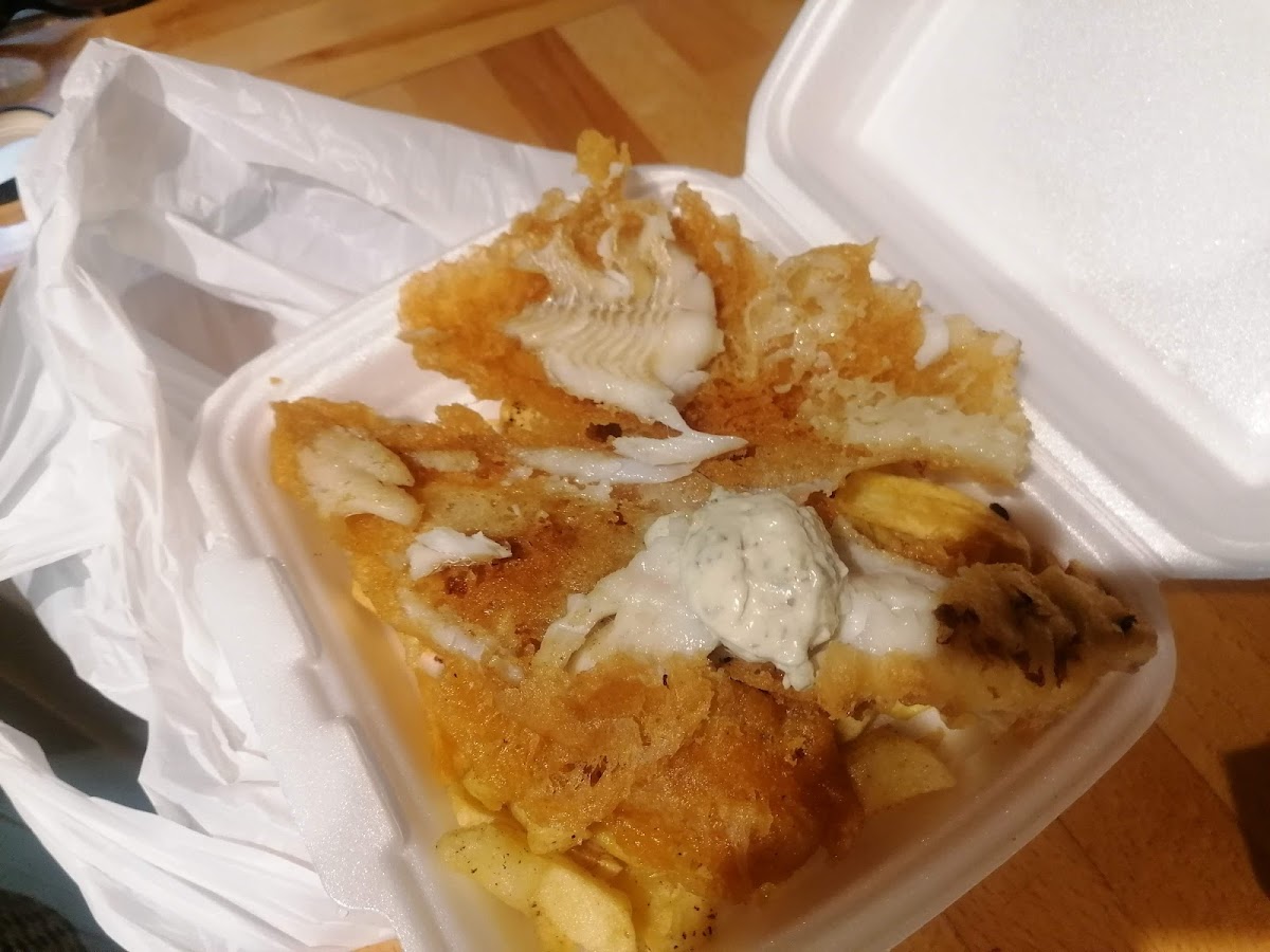 Crakeside Fish & Chips - Photo 9