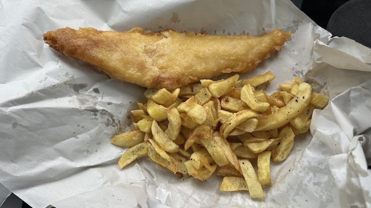 Crakeside Fish & Chips - Photo 1