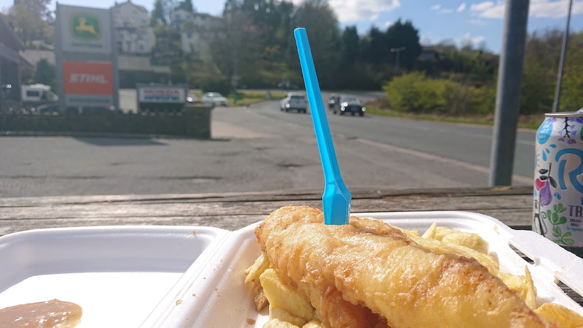 Crakeside Fish & Chips - Photo 4