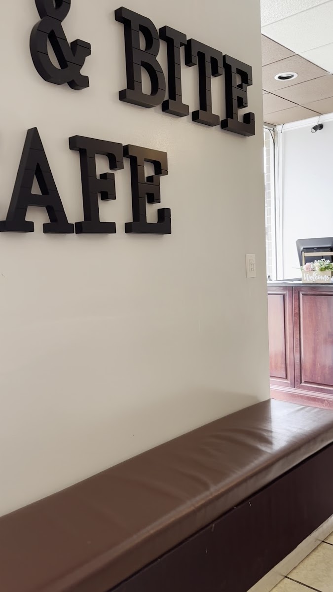 Rise & Bite Cafe - Photo 1