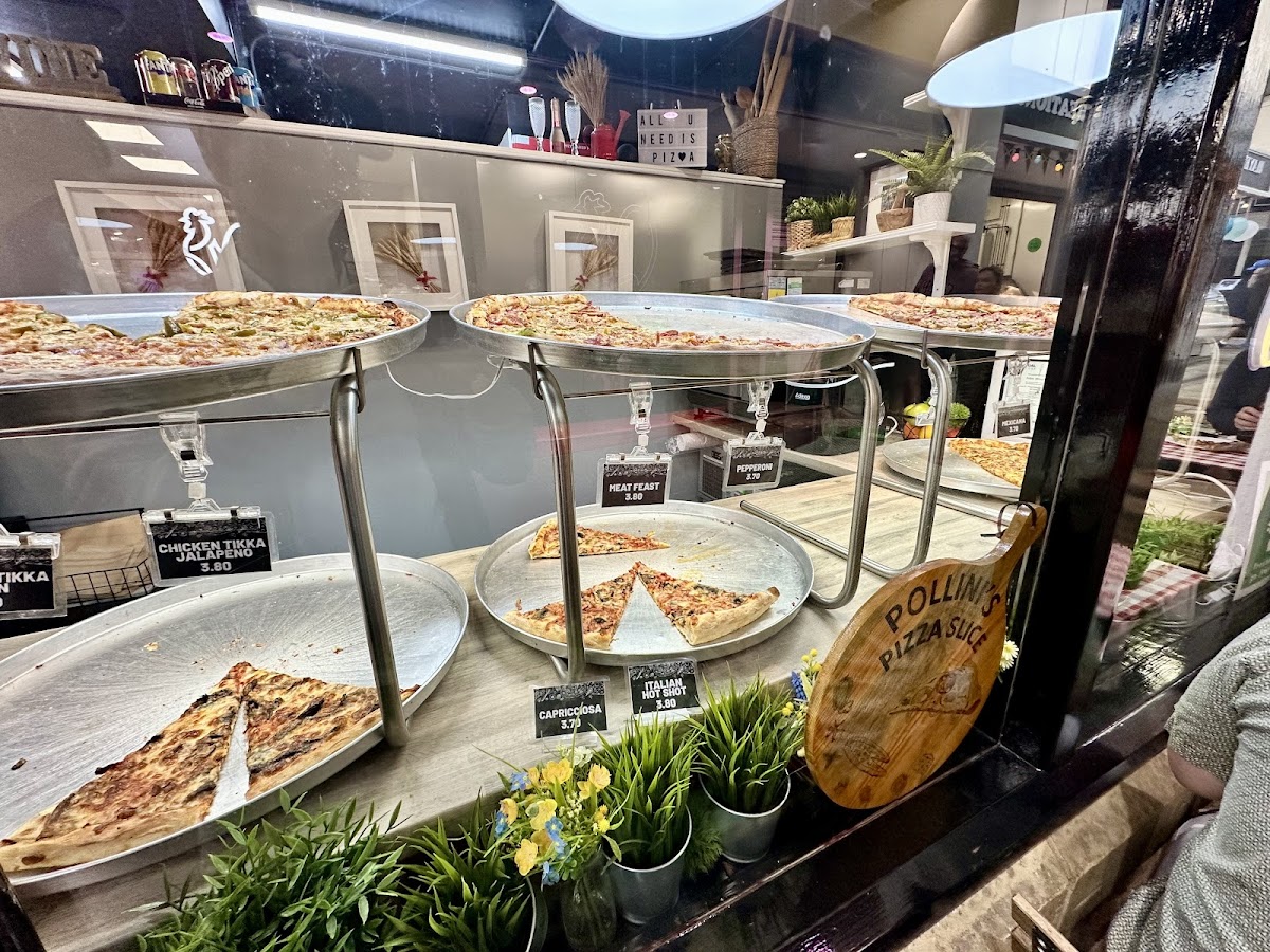Pollini's Pizza Slice - Photo 5