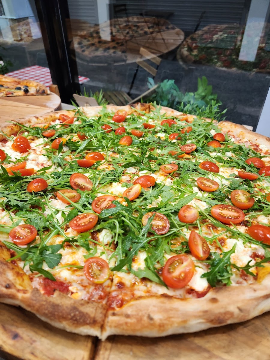 Pollini's Pizza Slice - Photo 8