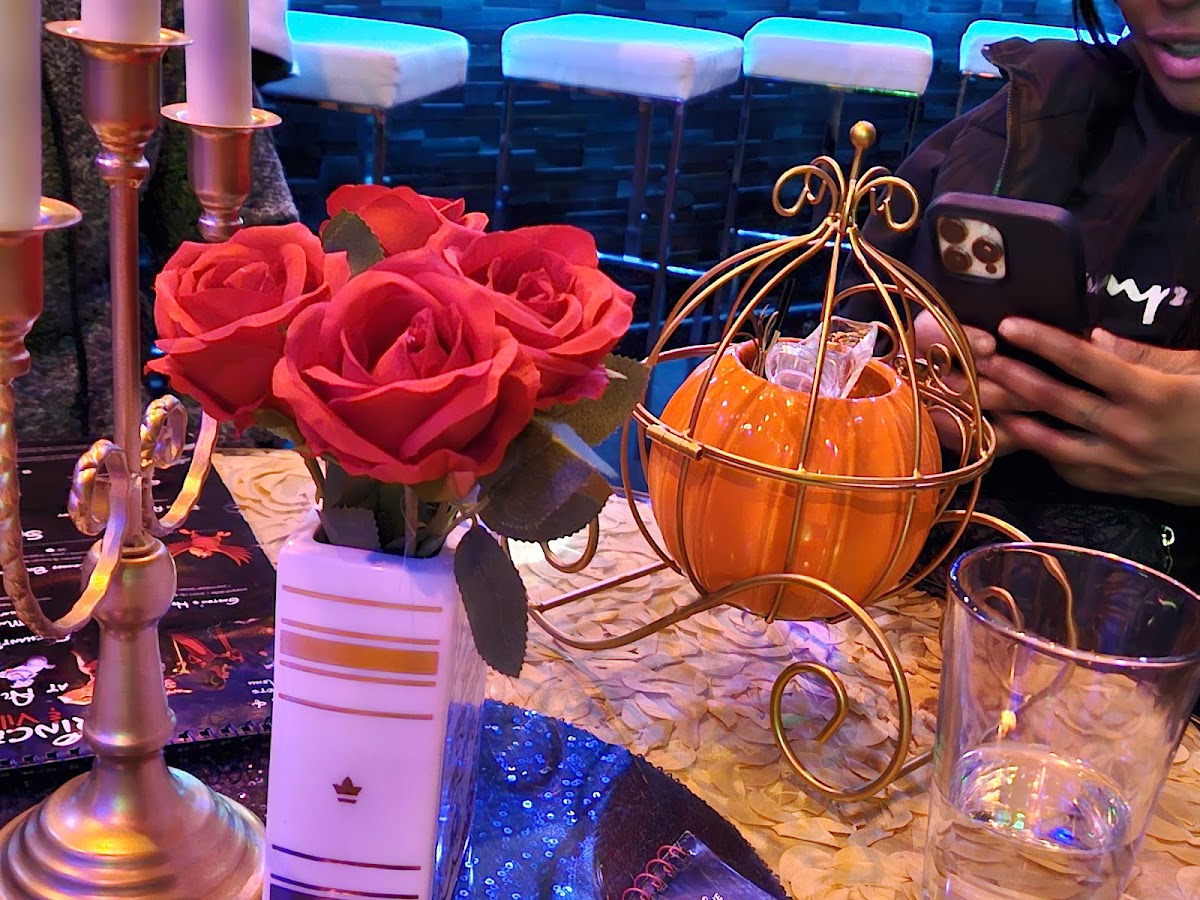 Allusion Cocktail Bar (Powers) - Photo 2
