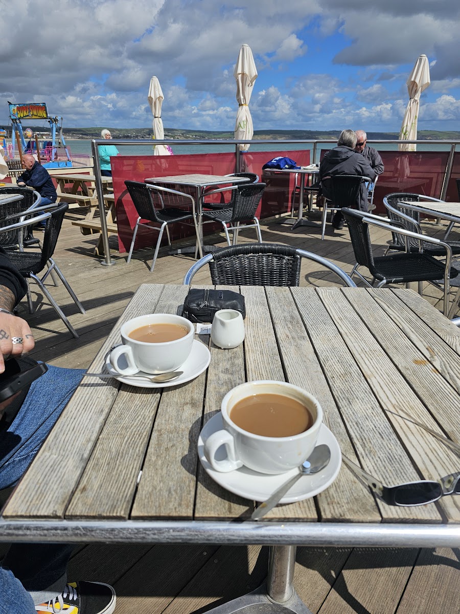 The Boat Cafe - Photo 6