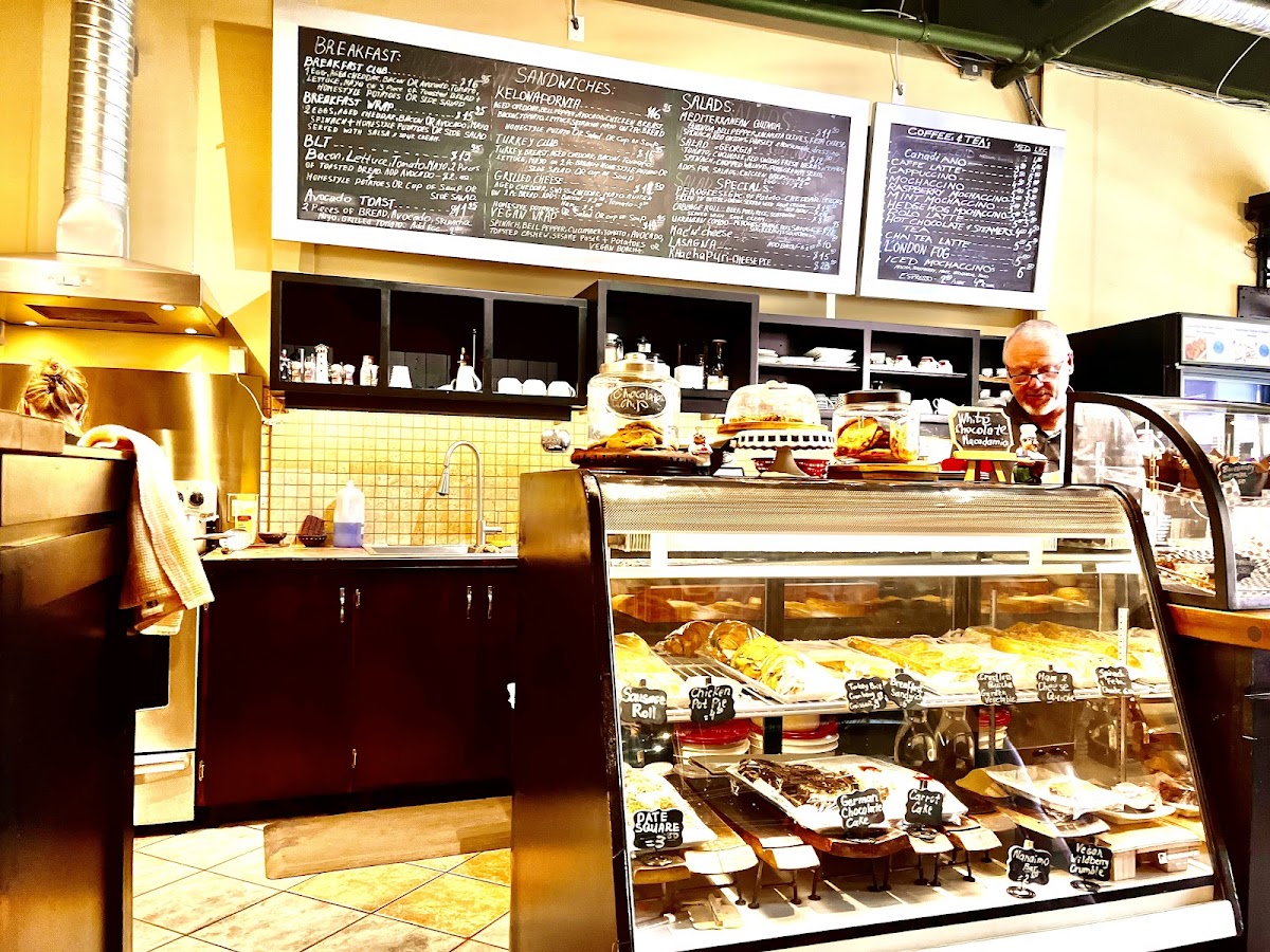 Georgia Cafe - Photo 8