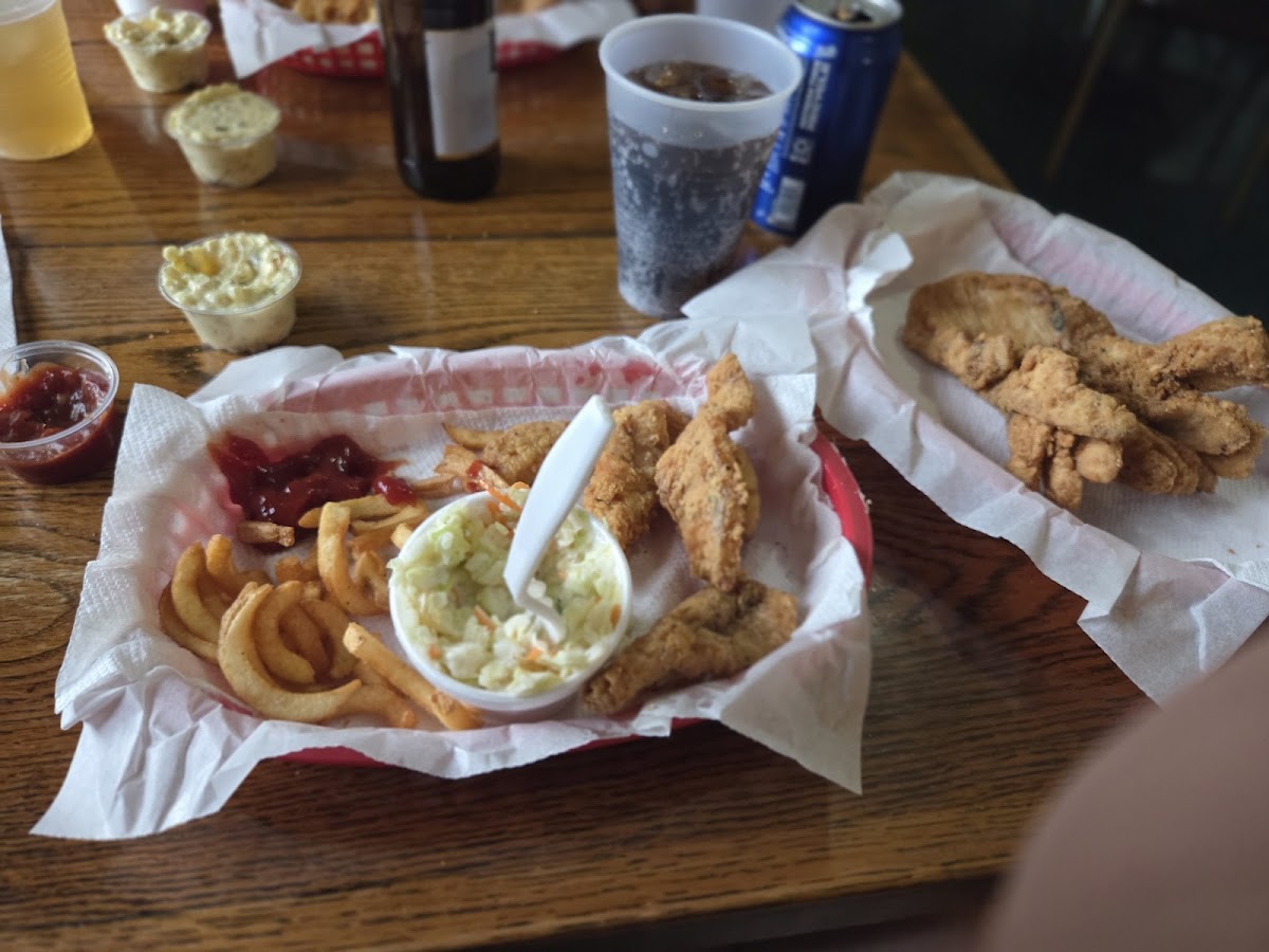 Kelley's Fish & Seafood - Photo 2