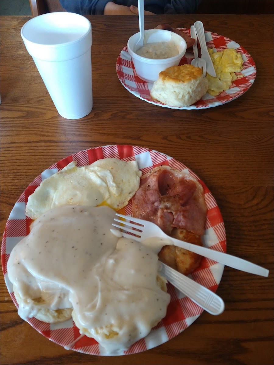 Gregory’s Beechgrove Country Store - Photo 7