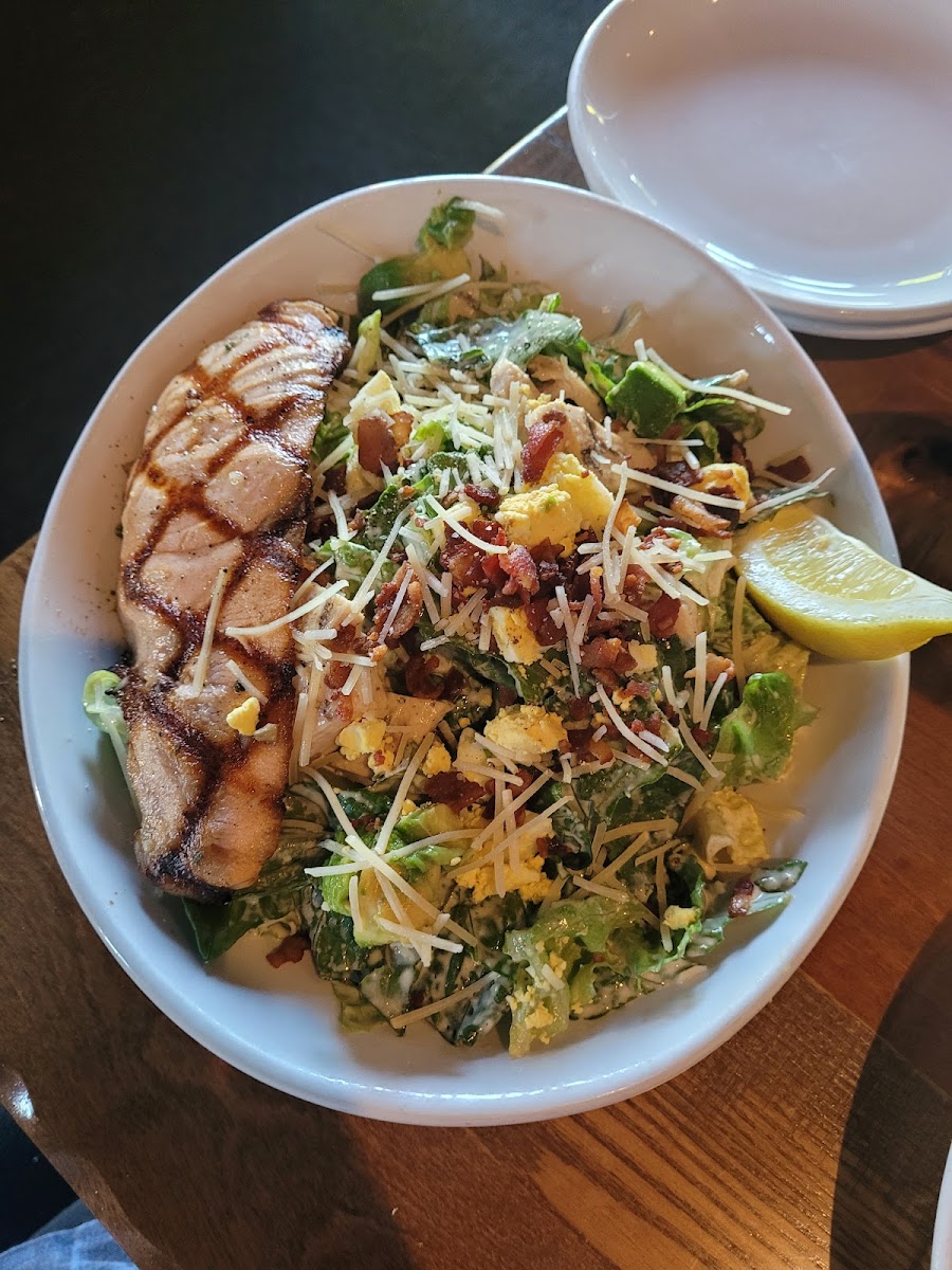 Oswego Grill - Beaverton - Photo 3