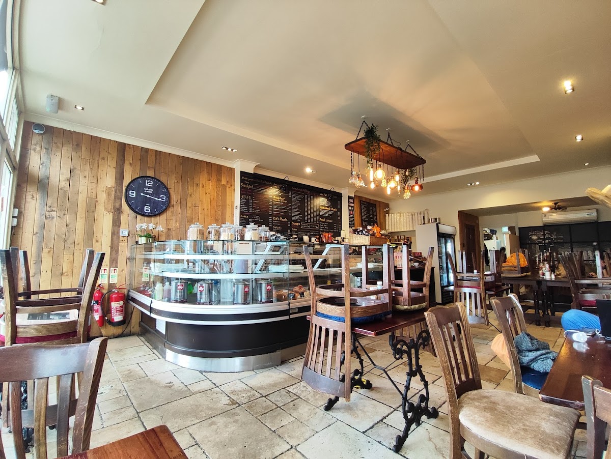 Cafe Grove - Photo 3