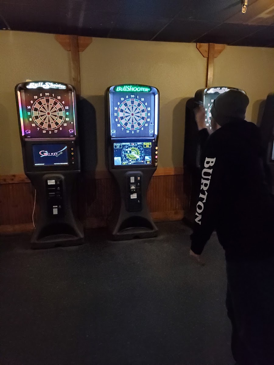Red Eye Bar & Casino - Photo 3