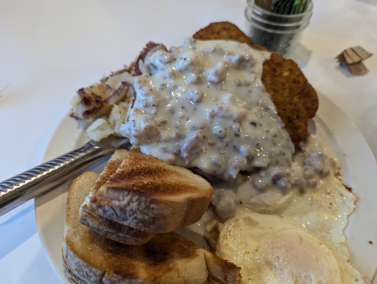 Check Please Cafe - Grafton, OH - Photo 4