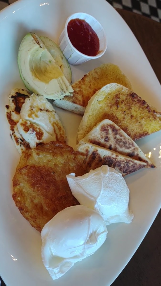 Café Nosh - Photo 1