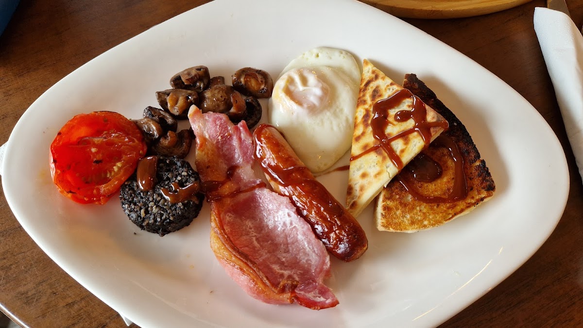 Café Nosh - Photo 2