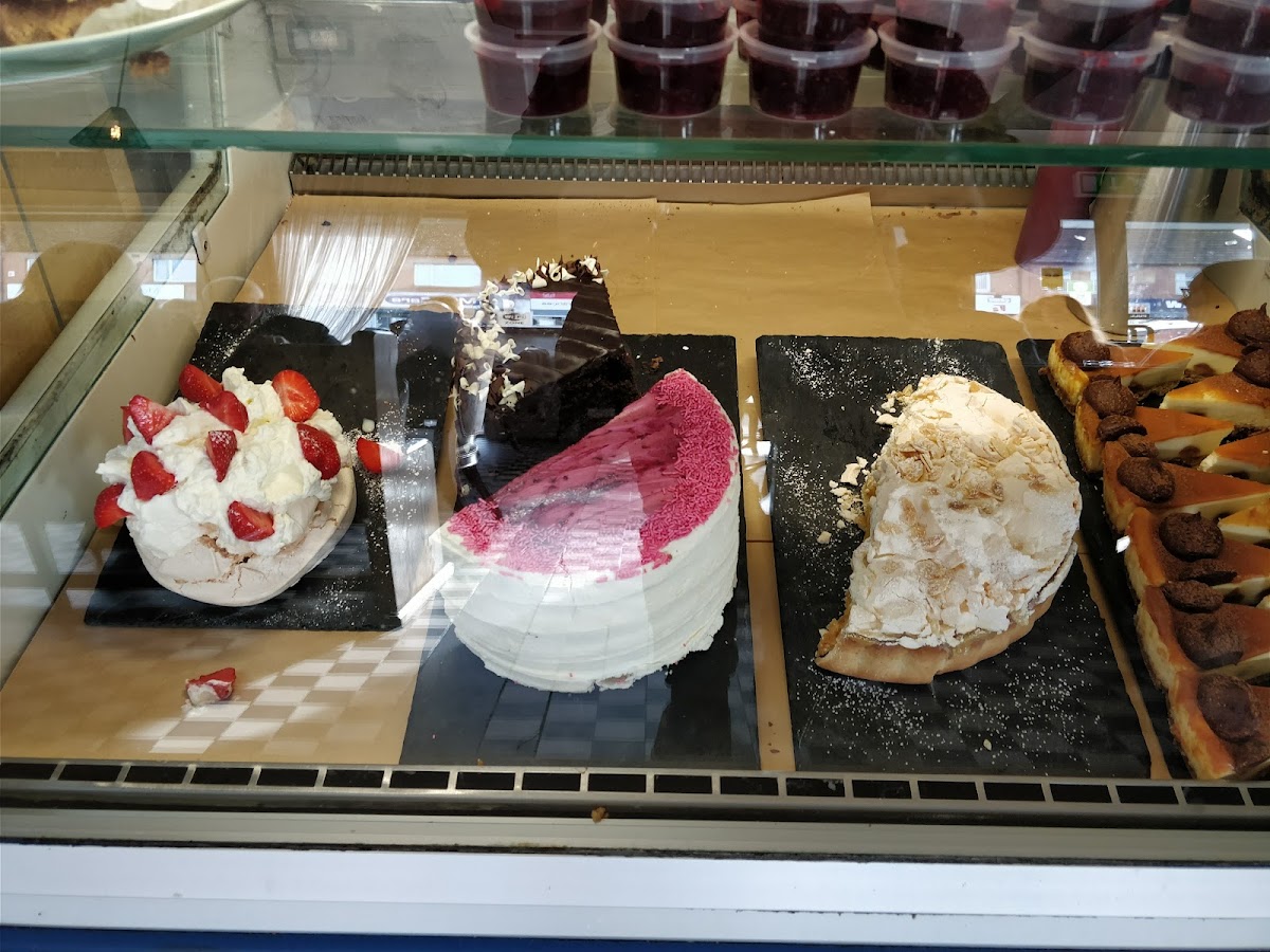 Café Nosh - Photo 8