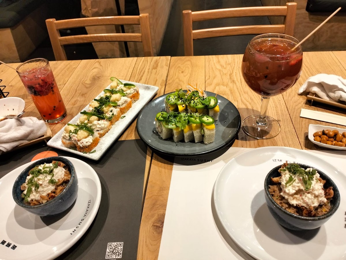 Izakaya Sushi Reforma - Photo 2