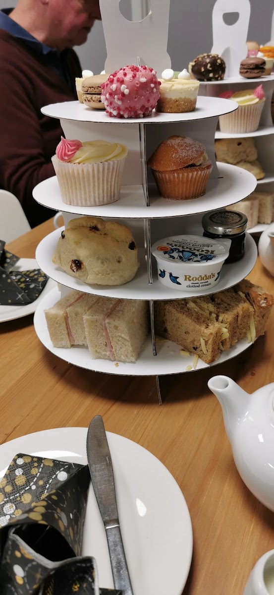 Maria’s Coffee & Sandwich Shop - Photo 4