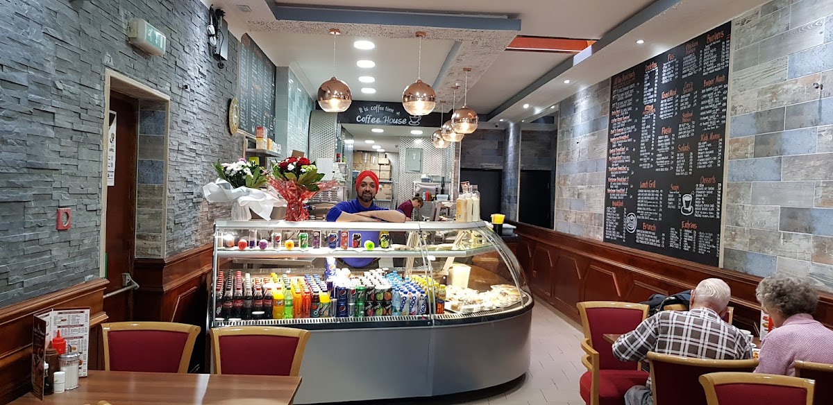 Ali's Cafe