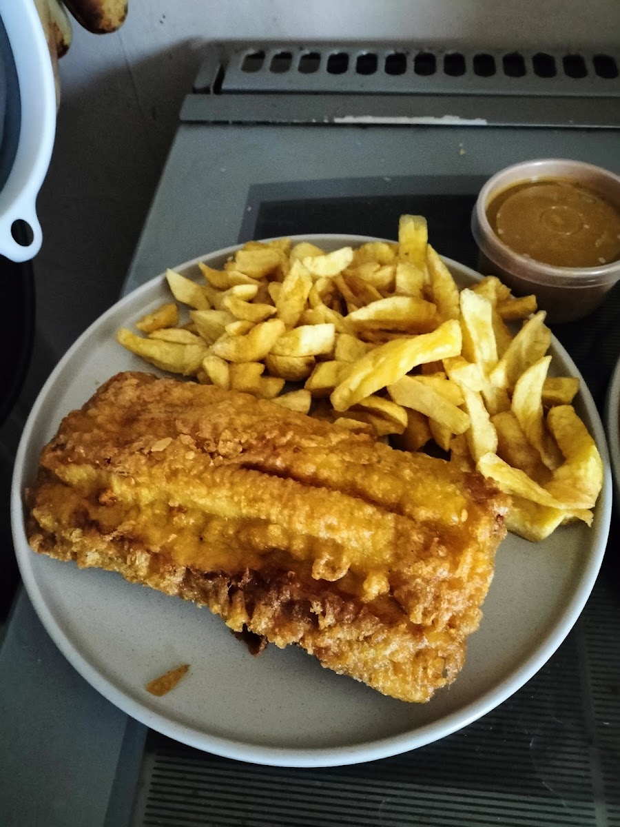 Fish & Chip + Fried Chicken - Photo 6