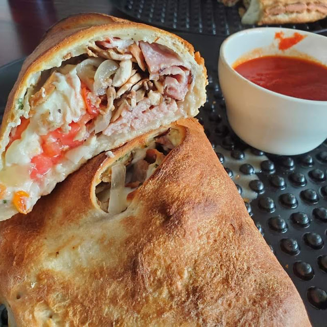 Regular Calzone