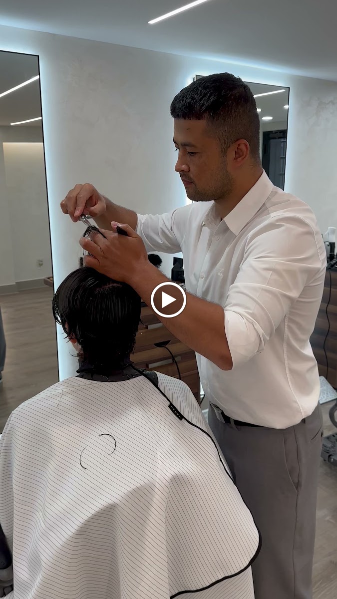 UNDERCUT BARBER SHOP - Photo 1