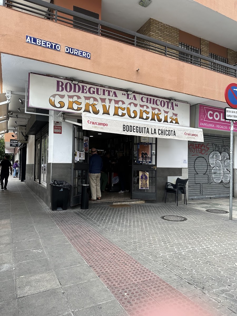 Bodeguita La Chicotá - Photo 4