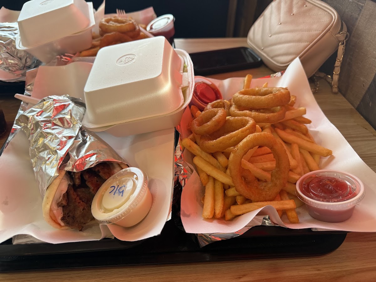 Best of Philly Cheesesteak - Photo 3