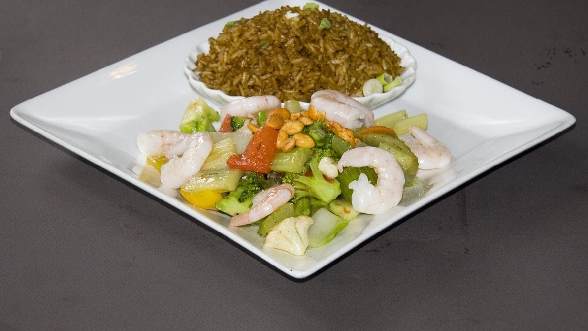 La Maison Egg Roll - Photo 1