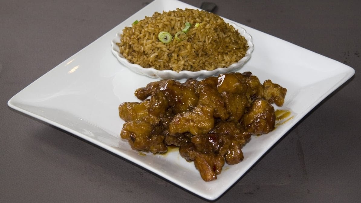 La Maison Egg Roll - Photo 3