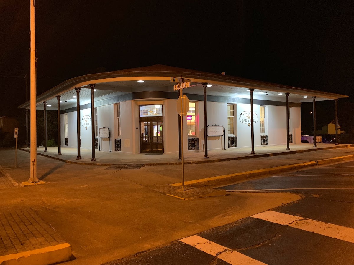 Pony Express Bar & Grill - Photo 3