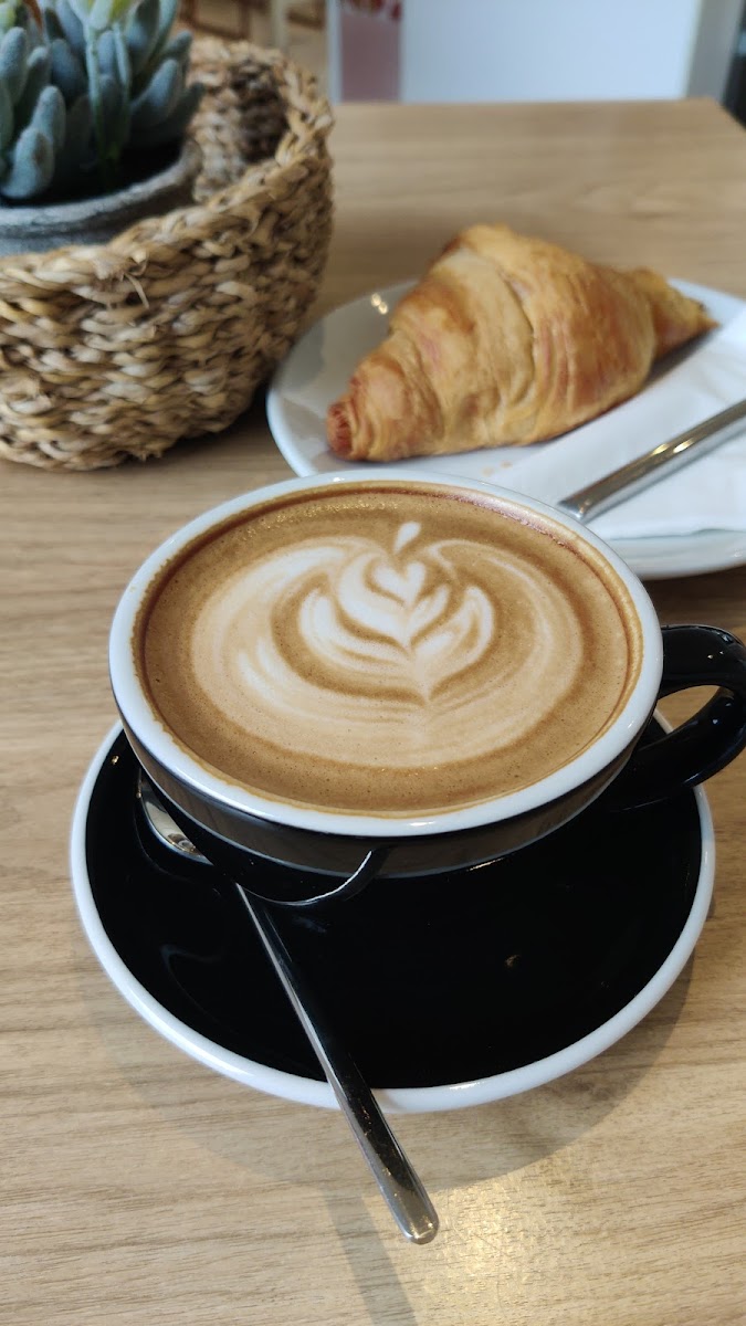 Coffeetzar Kemptown - Photo 6