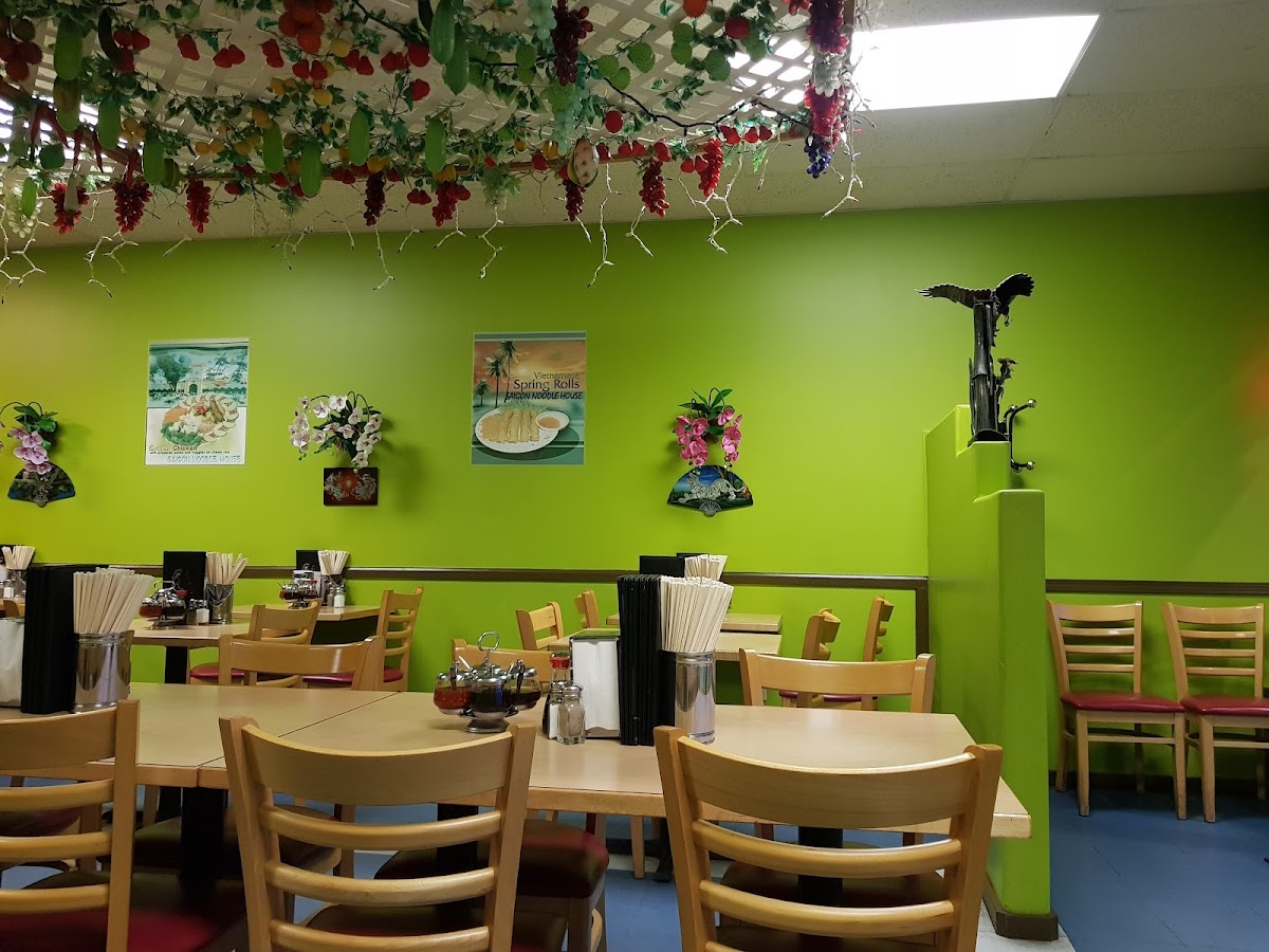 Saigon Noodle House