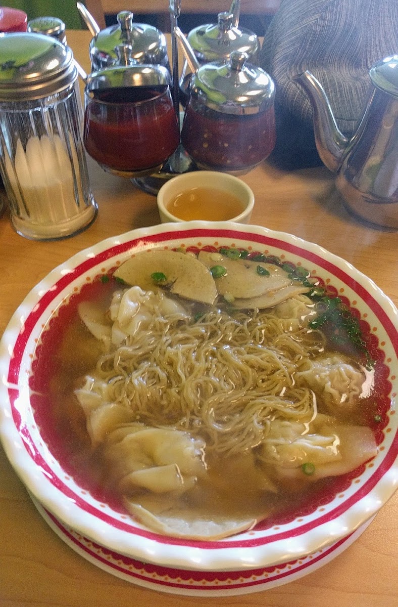 Saigon Noodle House - Photo 9