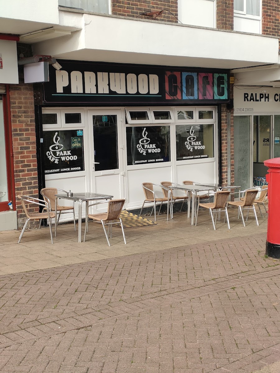 Parkwood Cafe - Photo 3