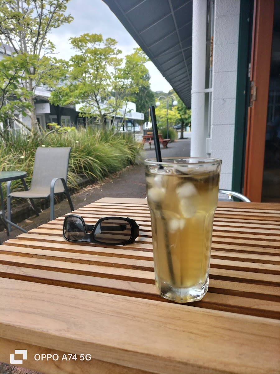 Opium Cafe - Photo 9
