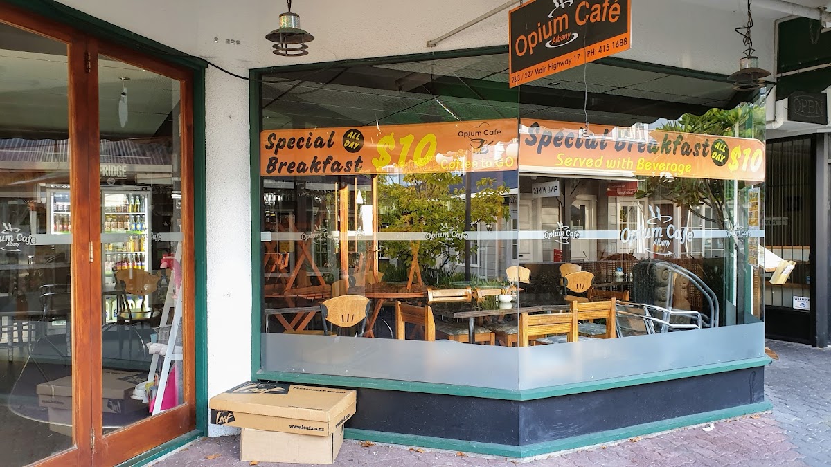 Opium Cafe - Photo 8