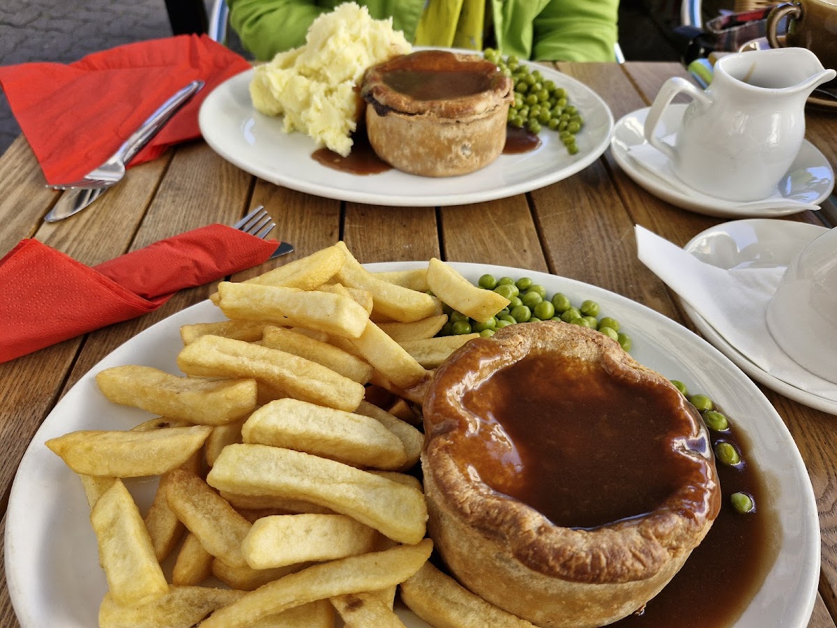 The windsor restaurant & tea rooms - Photo 8