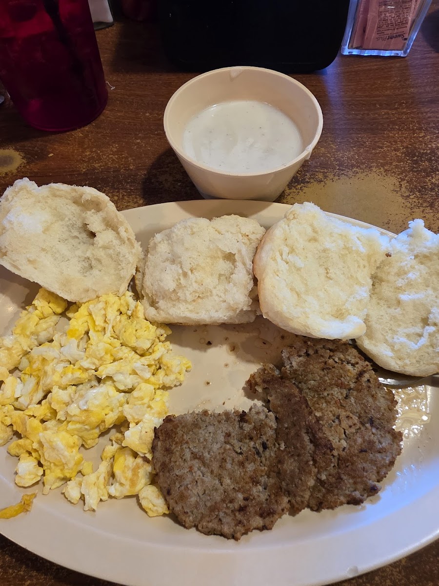 Pat's Restaurant - Photo 1