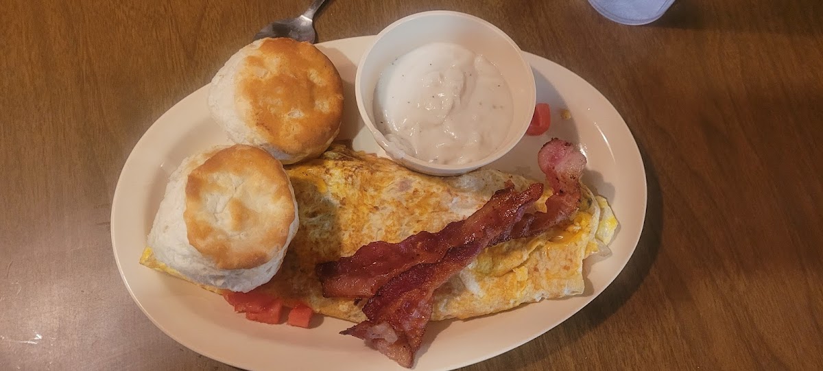 Pat's Restaurant - Photo 6