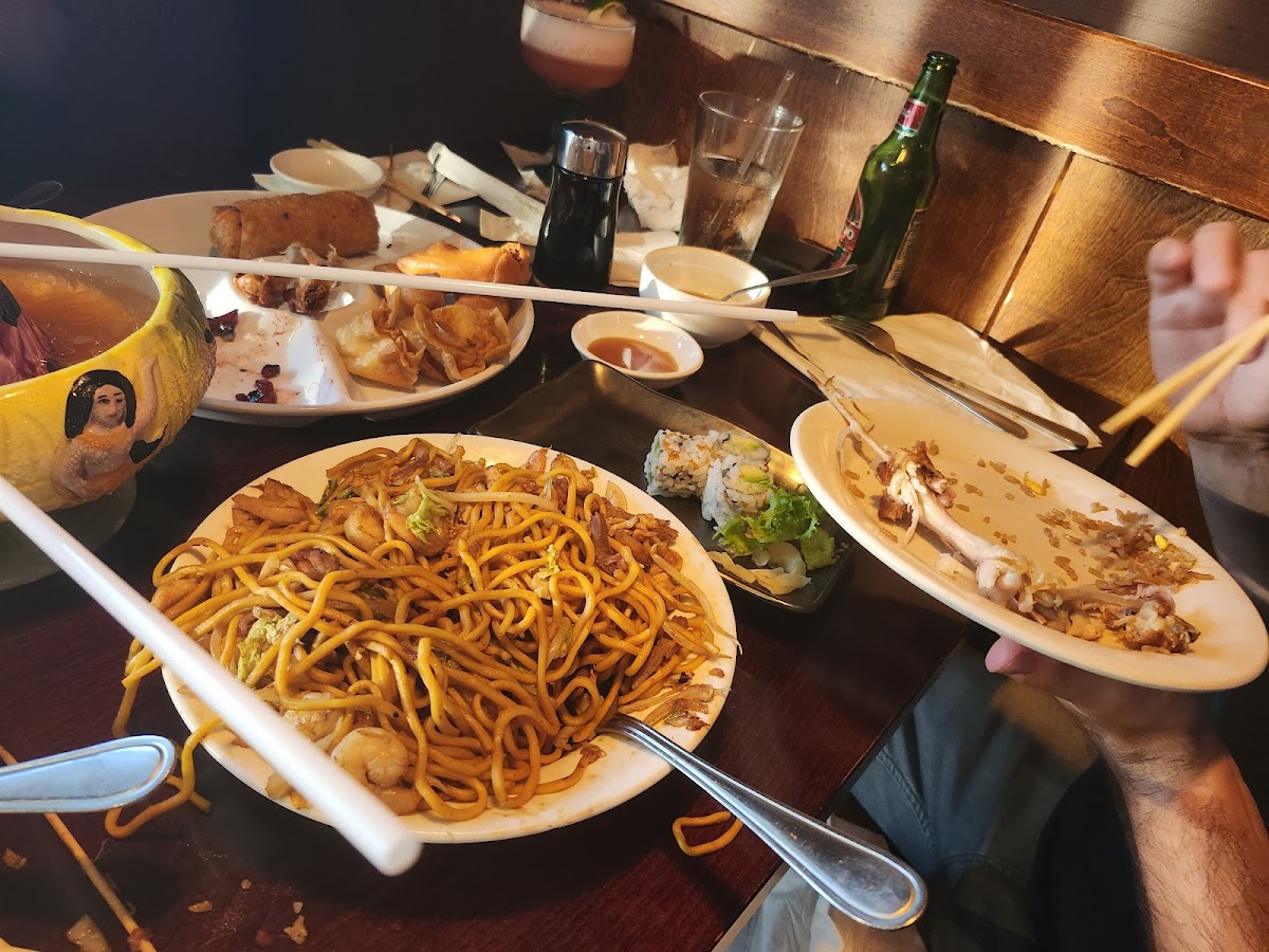 Jasmine Asian Restaurant - Photo 2